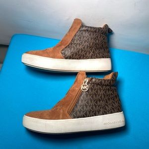 Michael Kors ankle boot shoes size 5